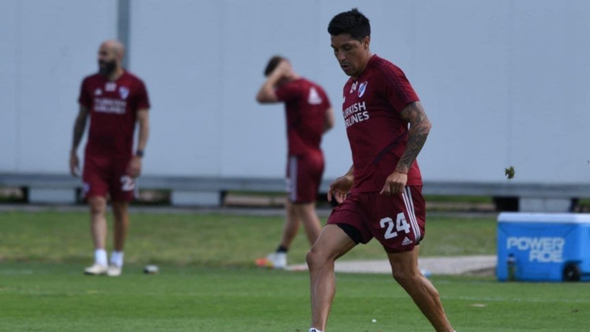 Malas noticias para Gallardo: el mendocino Enzo Pérez dio positivo de coronavirus